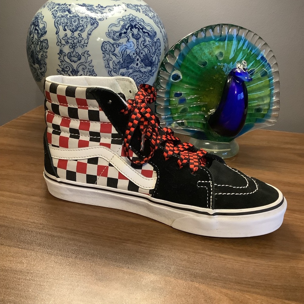Vans Sk-8 Hi-Top Checkerboard Sneakers- Women Size 9/Men size 7.5